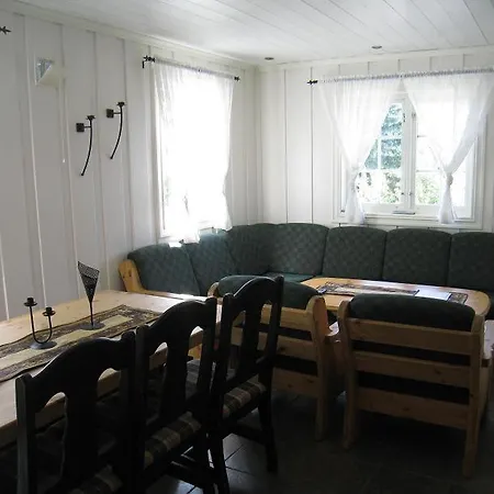 Ruud Tun Дом отдыха *