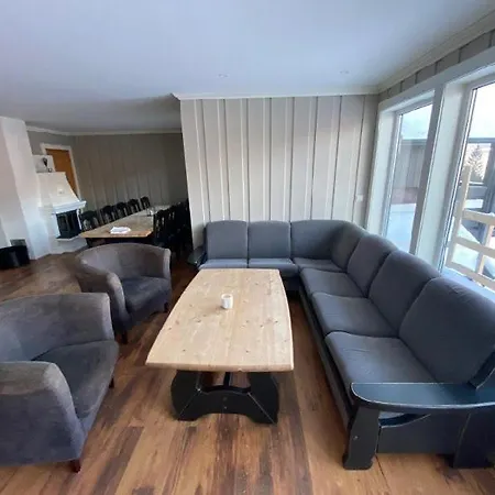 Ruud Tun Дом отдыха *