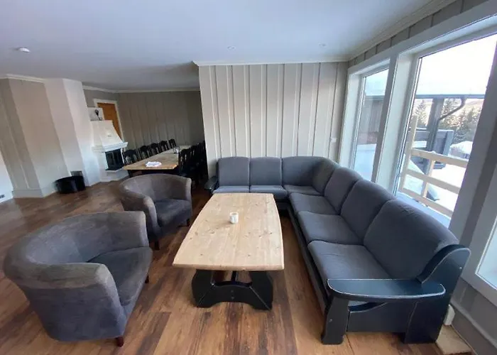 Ruud Tun Semesterbostad *